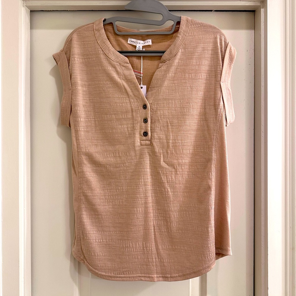Jane + Delancey Cuffed Sleeve Top